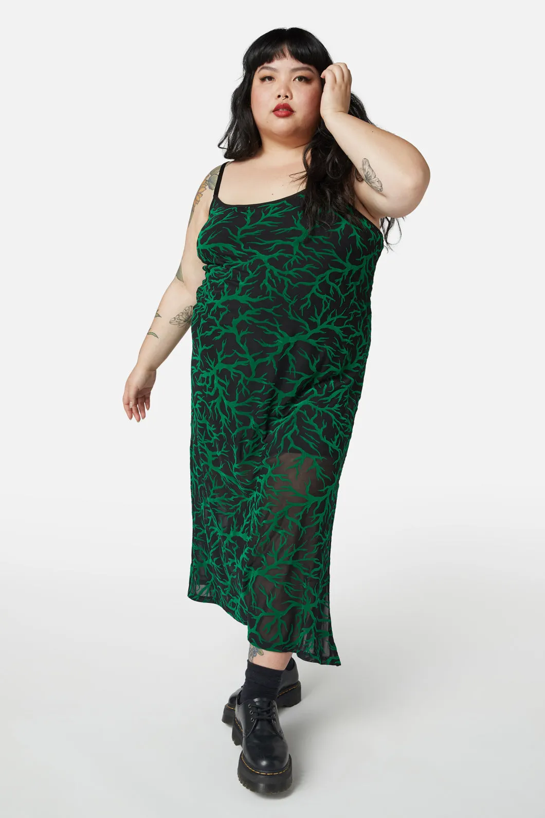 Curve Neglected Flocked Mesh Midi Dress